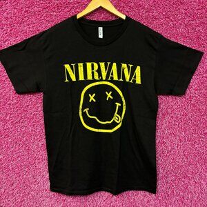 Nirvana Never Mind Smiley Face grunge Rock Tshirt size large